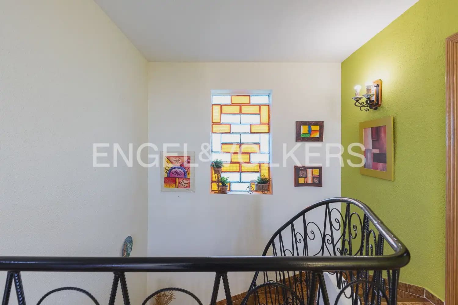 5 bedroom Villa for rent in Cullera with garage - € 2,000 (Ref: 9898344)