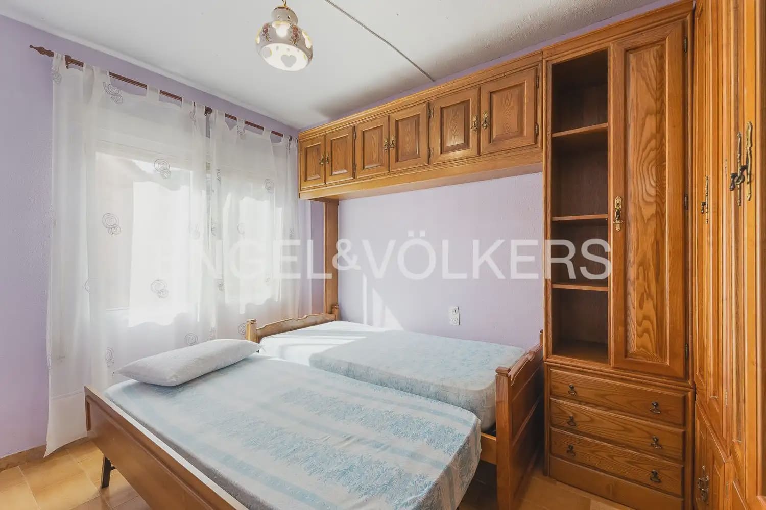 5 bedroom Villa for rent in Cullera with garage - € 2,000 (Ref: 9898344)