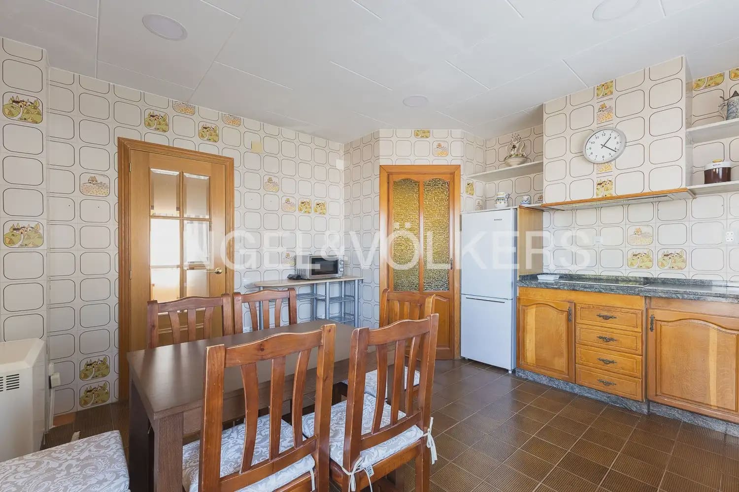 5 bedroom Villa for rent in Cullera with garage - € 2,000 (Ref: 9898344)