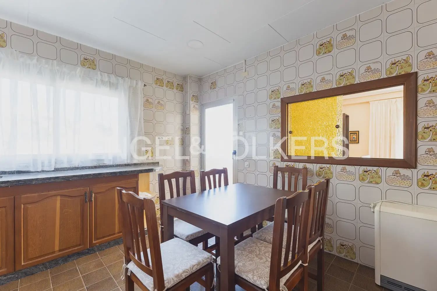 5 bedroom Villa for rent in Cullera with garage - € 2,000 (Ref: 9898344)