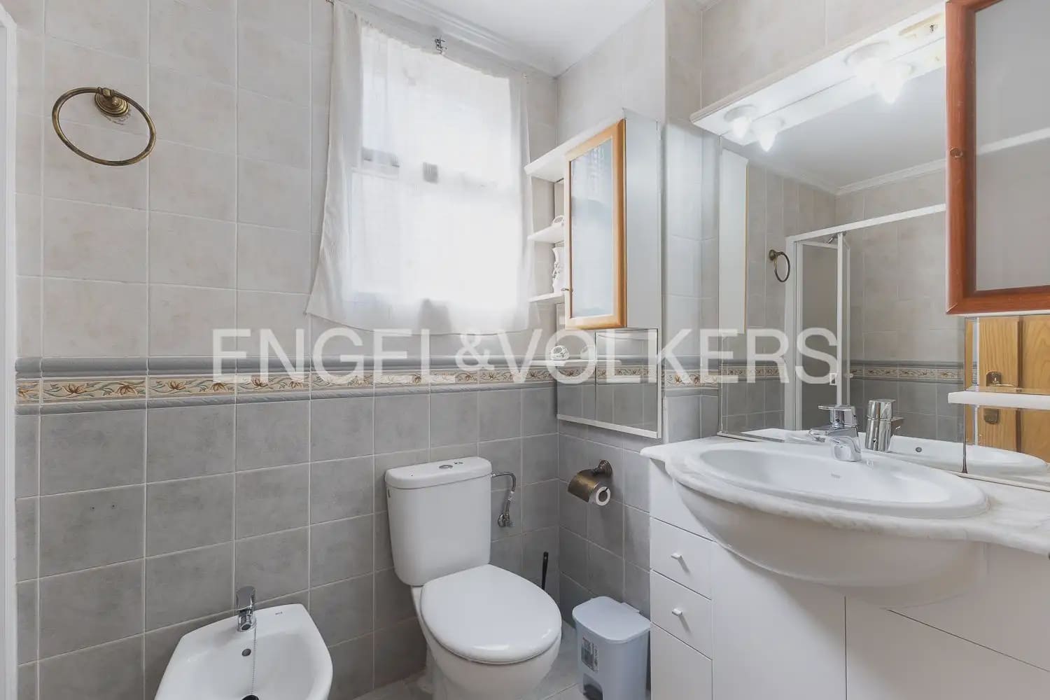 5 bedroom Villa for rent in Cullera with garage - € 2,000 (Ref: 9898344)