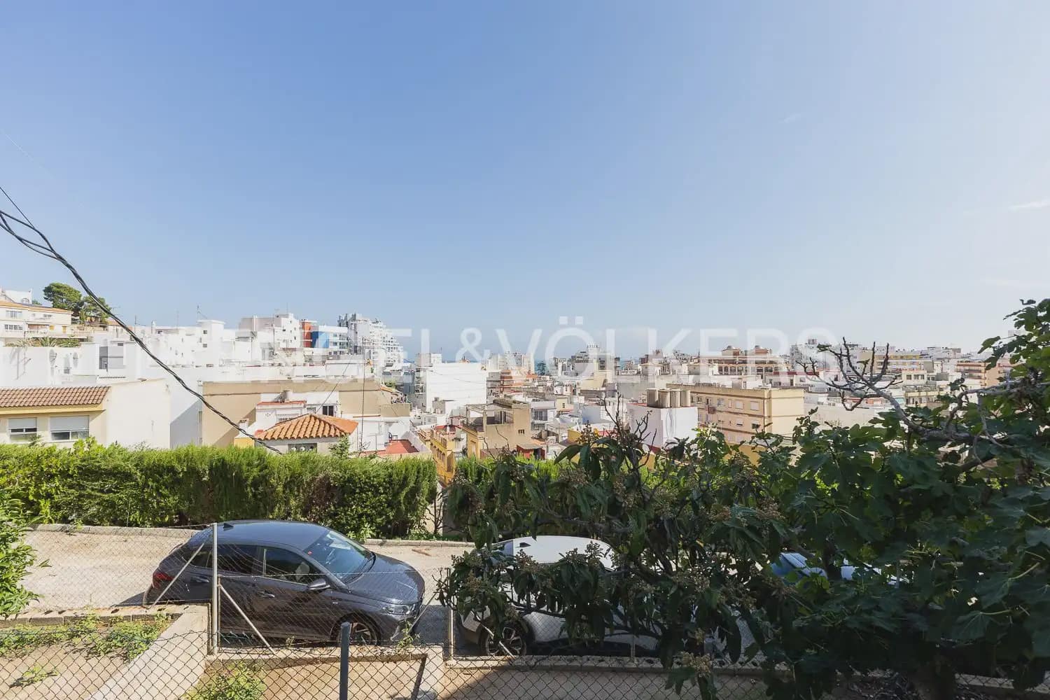 5 bedroom Villa for rent in Cullera with garage - € 2,000 (Ref: 9898344)