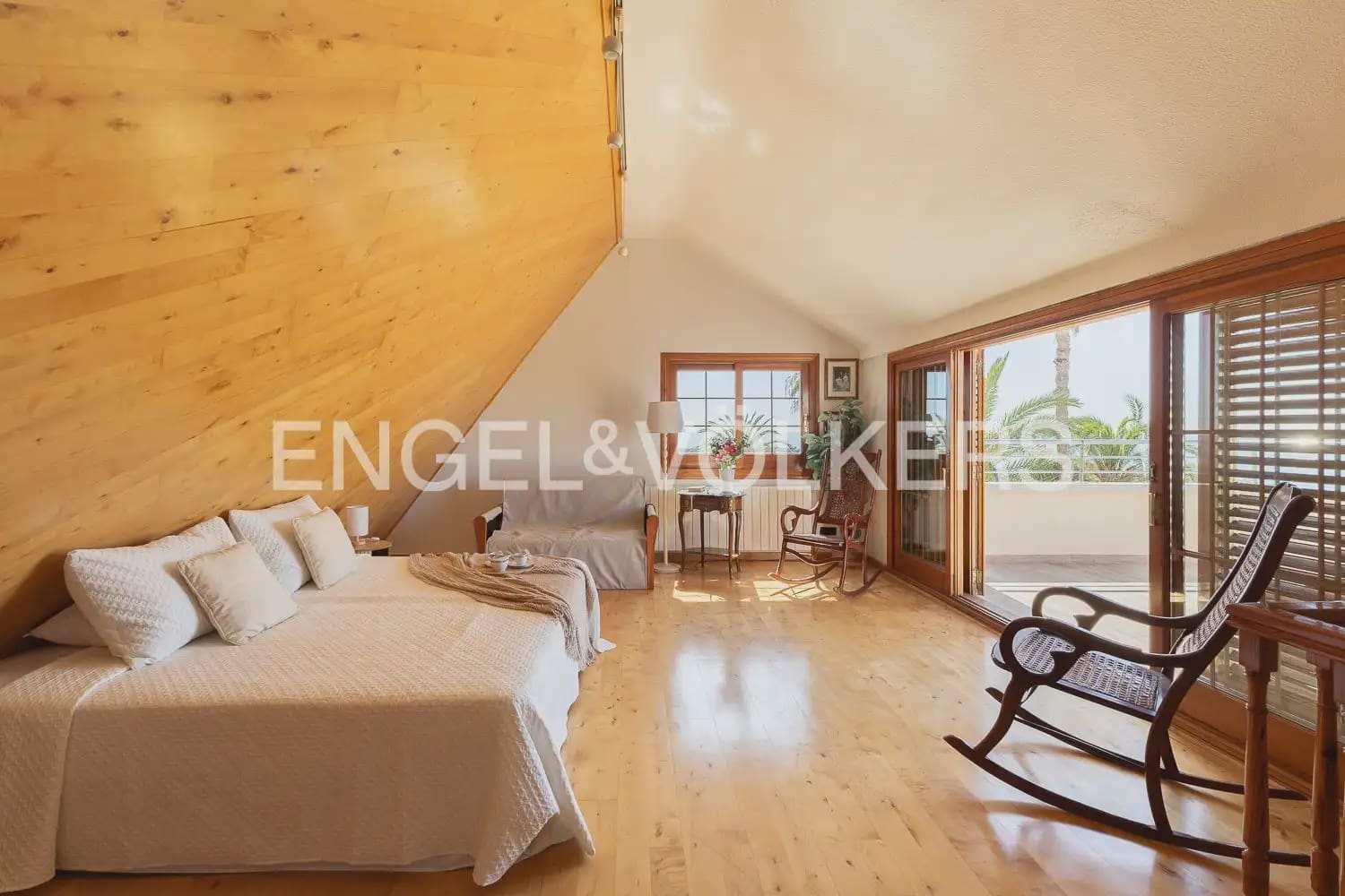 4 sovrum Villa att hyra i La Pobla de Farnals med pool garage - 4 500 € (Ref: 9898345)