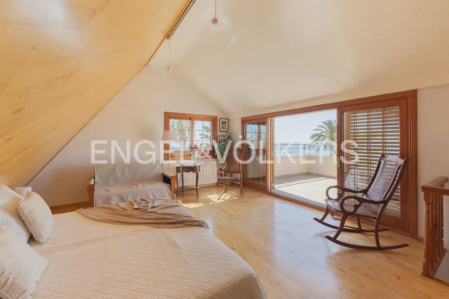 4 sovrum Villa att hyra i La Pobla de Farnals med pool garage - 4 500 € (Ref: 9898345)