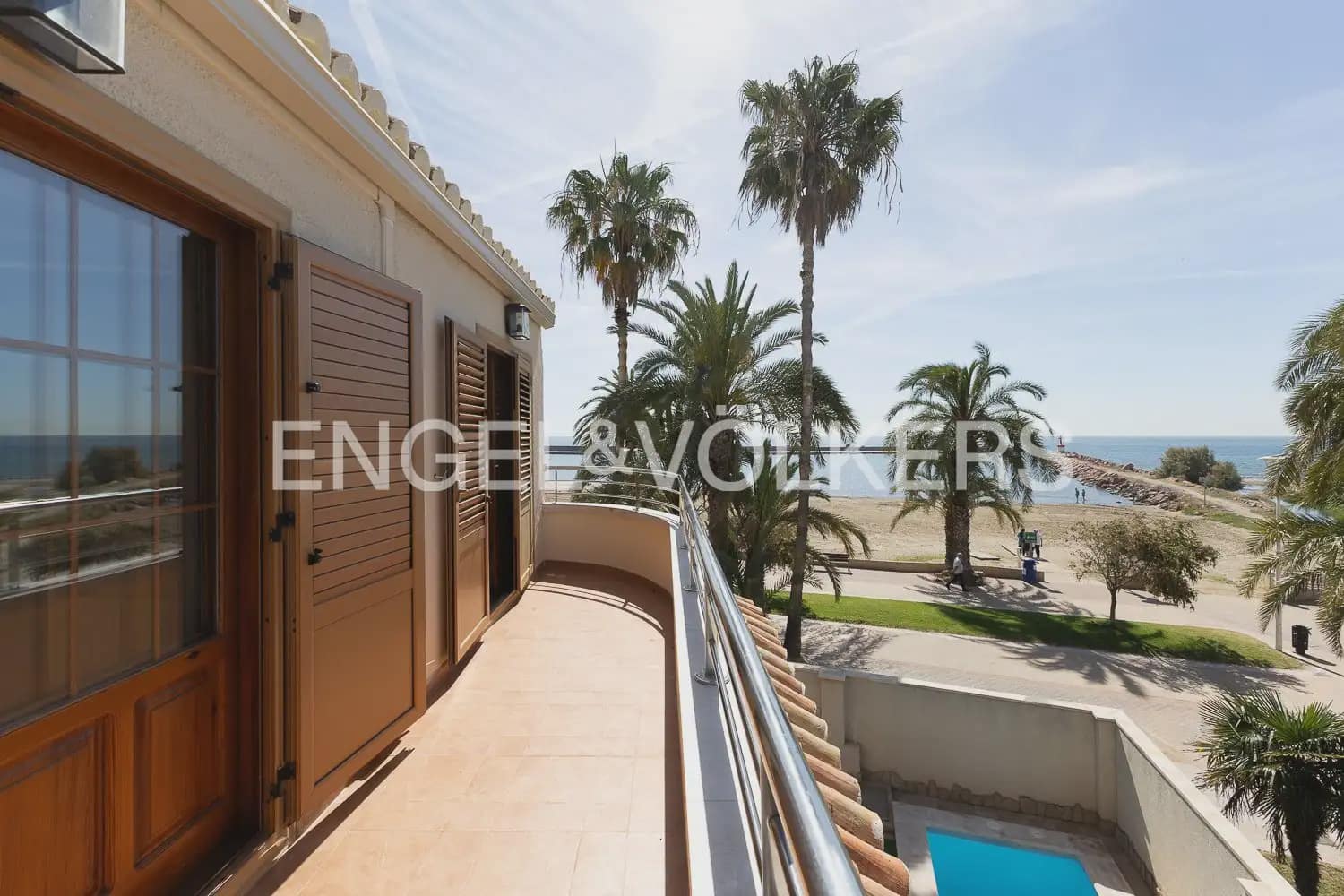 4 sovrum Villa att hyra i La Pobla de Farnals med pool garage - 4 500 € (Ref: 9898345)