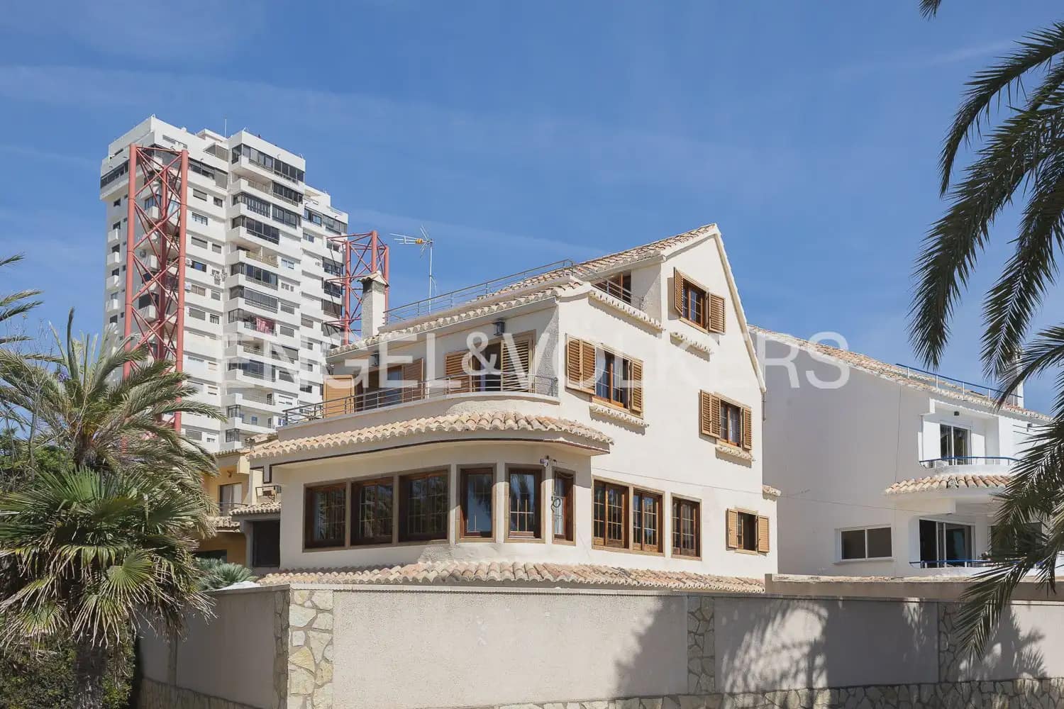 4 sovrum Villa att hyra i La Pobla de Farnals med pool garage - 4 500 € (Ref: 9898345)