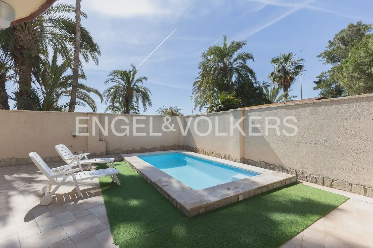 4 sovrum Villa att hyra i La Pobla de Farnals med pool garage - 4 500 € (Ref: 9898345)