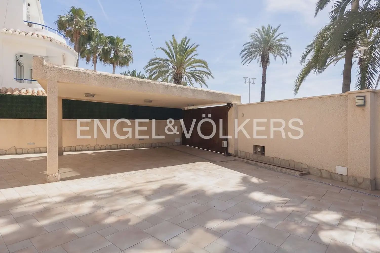 4 sovrum Villa att hyra i La Pobla de Farnals med pool garage - 4 500 € (Ref: 9898345)