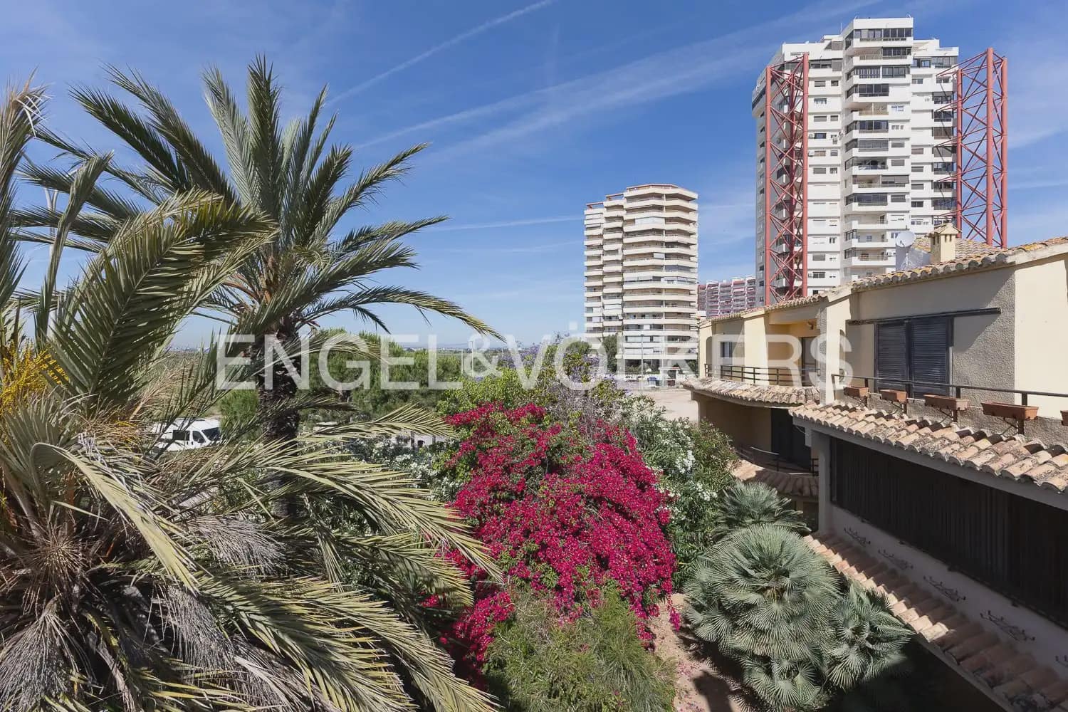4 sovrum Villa att hyra i La Pobla de Farnals med pool garage - 4 500 € (Ref: 9898345)