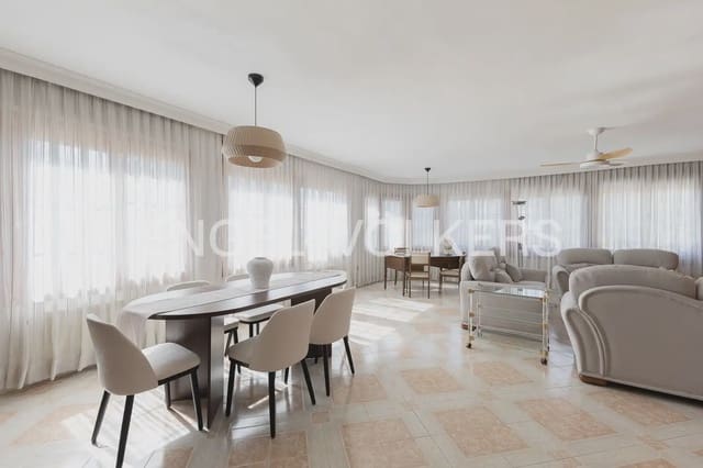 4 sovrum Villa att hyra i La Pobla de Farnals med pool garage - 4 500 € (Ref: 9898345)