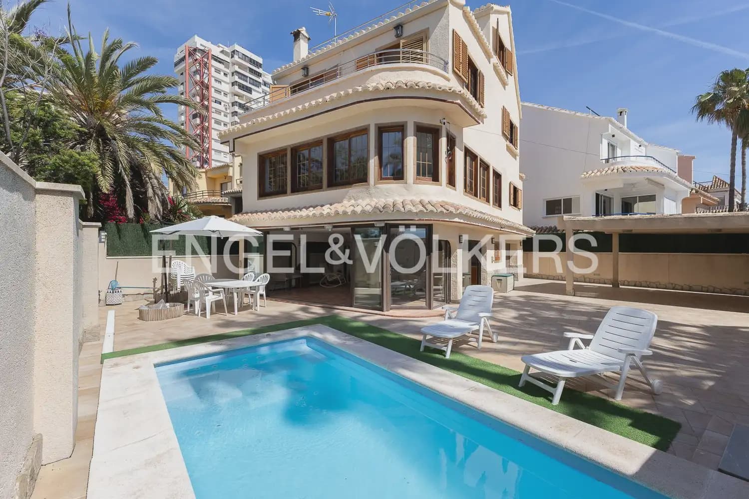 4 sovrum Villa att hyra i La Pobla de Farnals med pool garage - 4 500 € (Ref: 9898345)