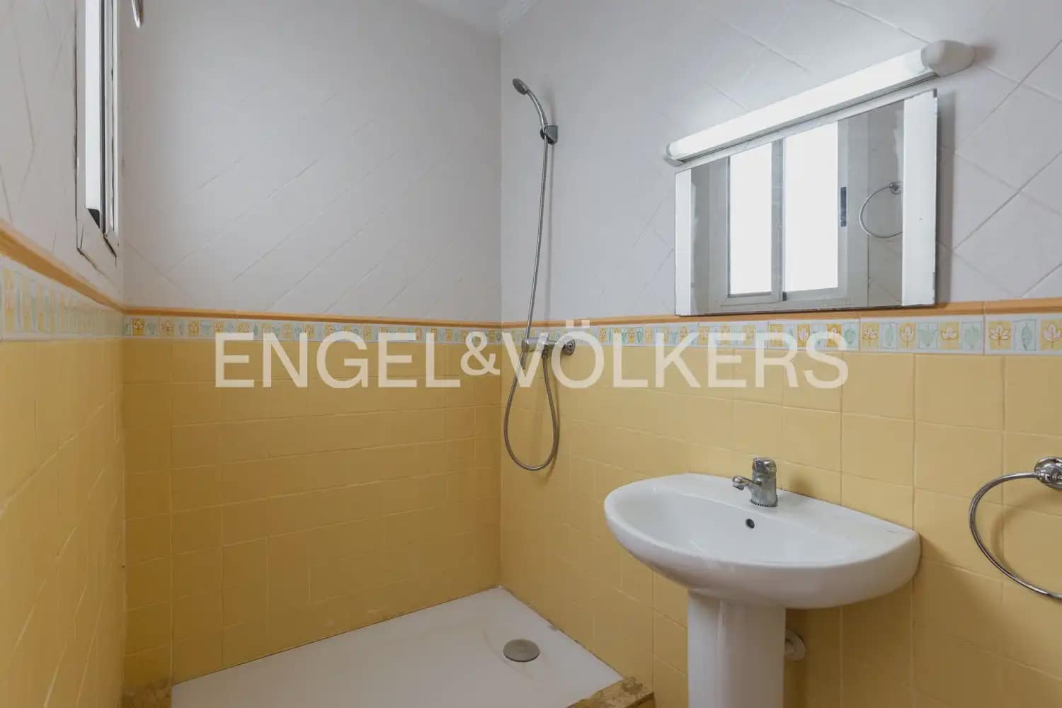 6 Zimmer Haus zu verkaufen in Villalonga - 315.000 € (Ref: 9898349)