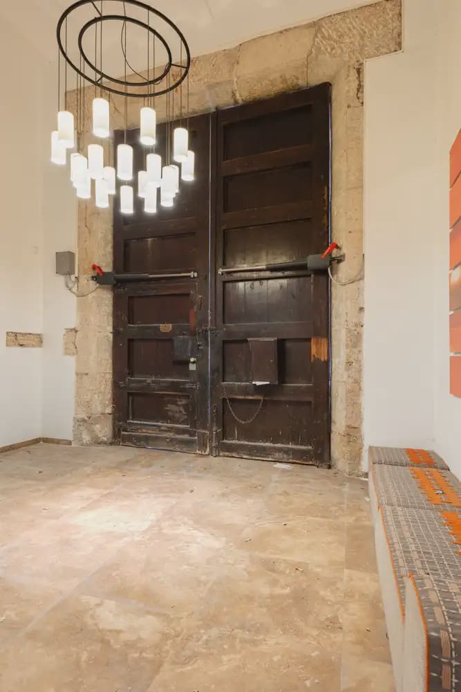 Hus till salu i Valencia stad med garage - 4 500 000 € (Ref: 9898350)