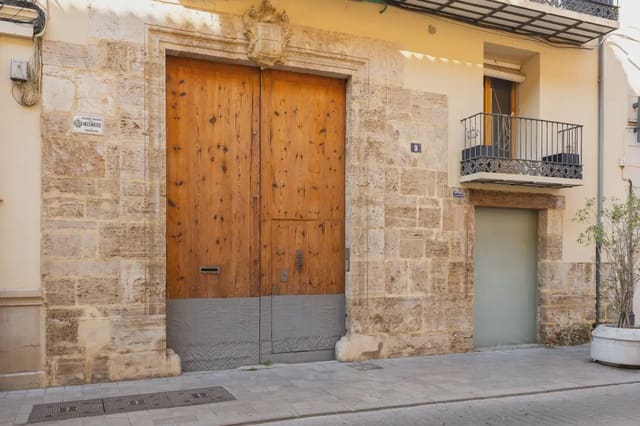 Hus till salu i La Seu, Valencia stad med garage - 4 500 000 € (Ref: 9898350)