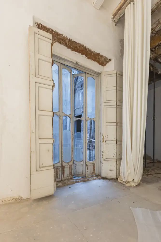 Hus till salu i Valencia stad med garage - 4 500 000 € (Ref: 9898350)