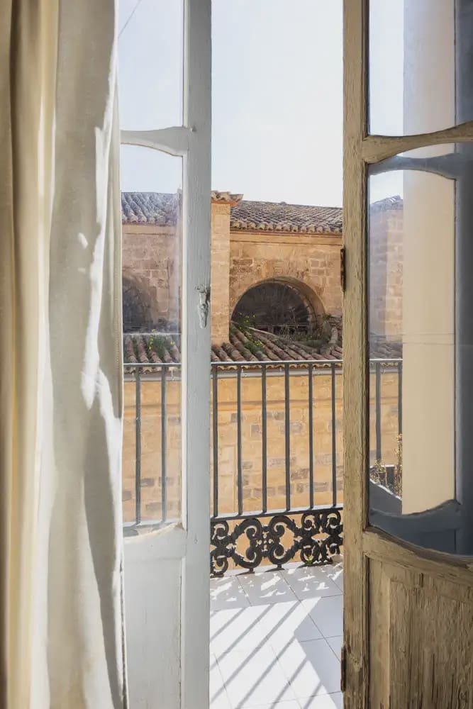 Hus till salu i Valencia stad med garage - 4 500 000 € (Ref: 9898350)