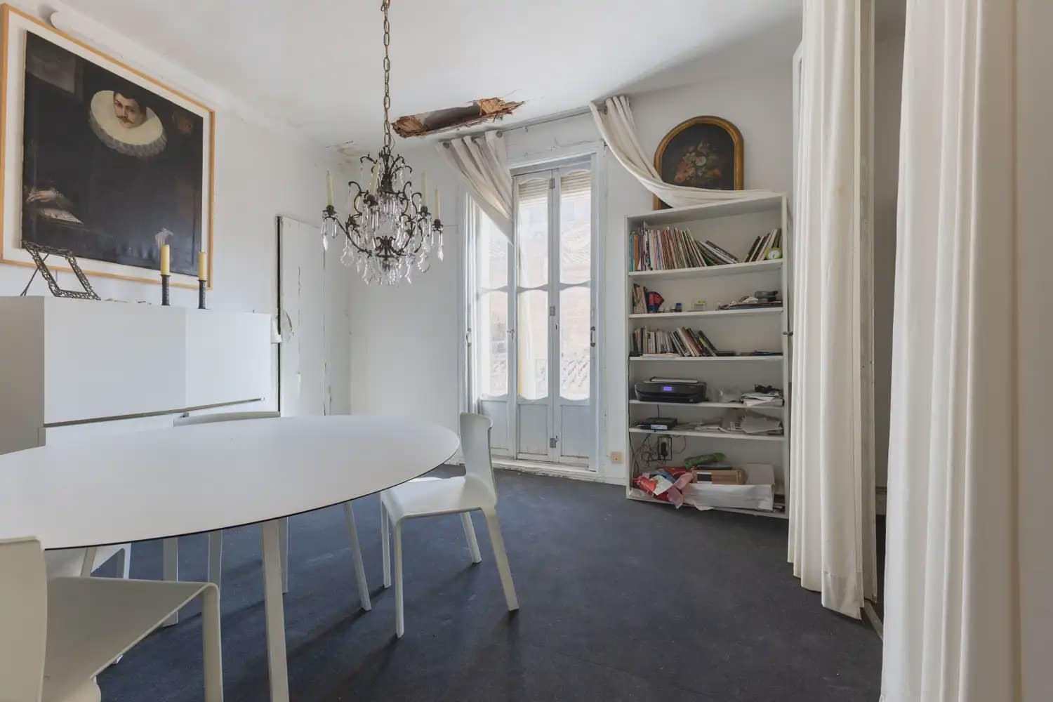 Hus till salu i Valencia stad med garage - 4 500 000 € (Ref: 9898350)