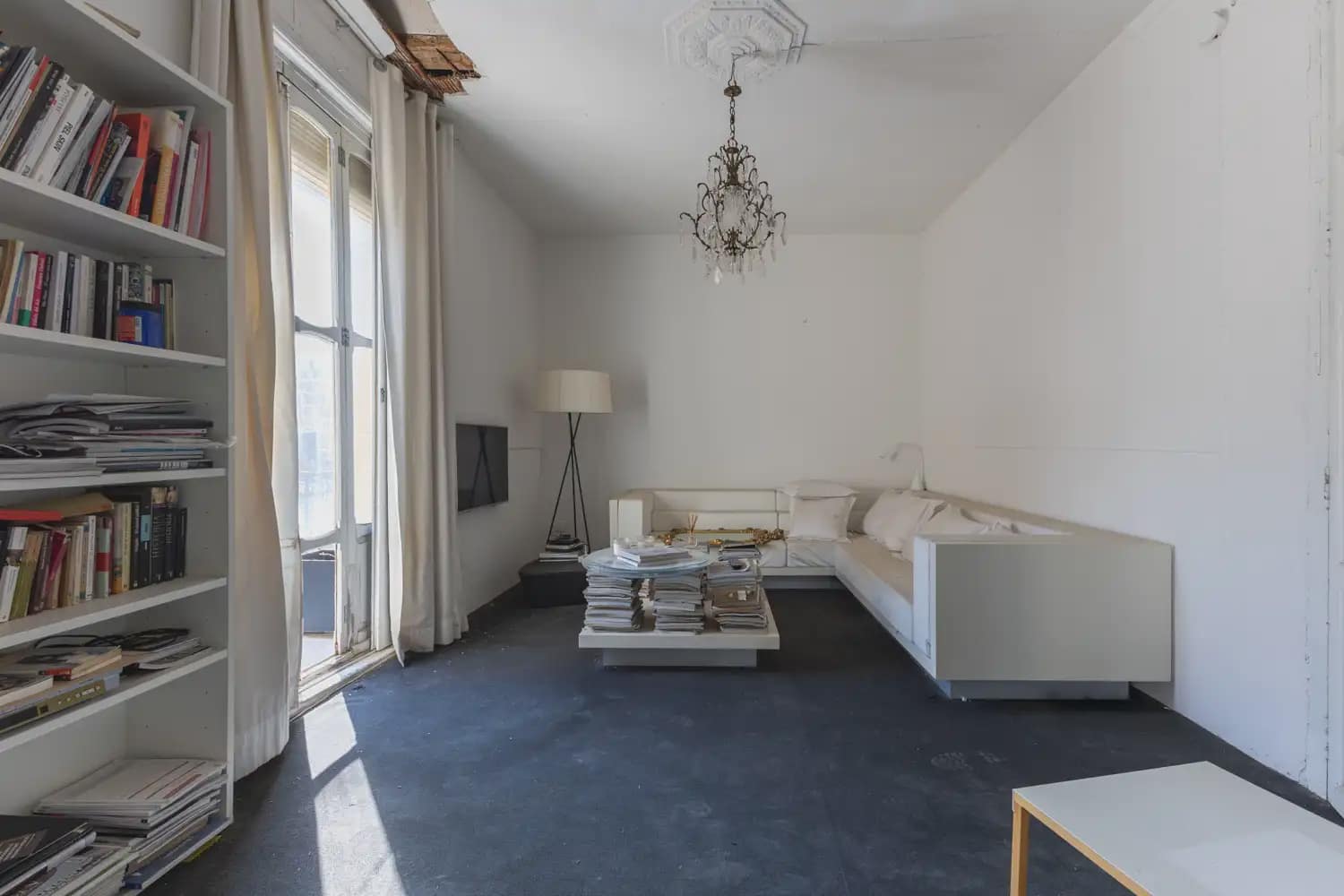 Hus till salu i Valencia stad med garage - 4 500 000 € (Ref: 9898350)