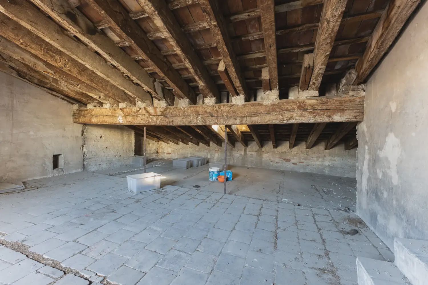 Hus till salu i Valencia stad med garage - 4 500 000 € (Ref: 9898350)