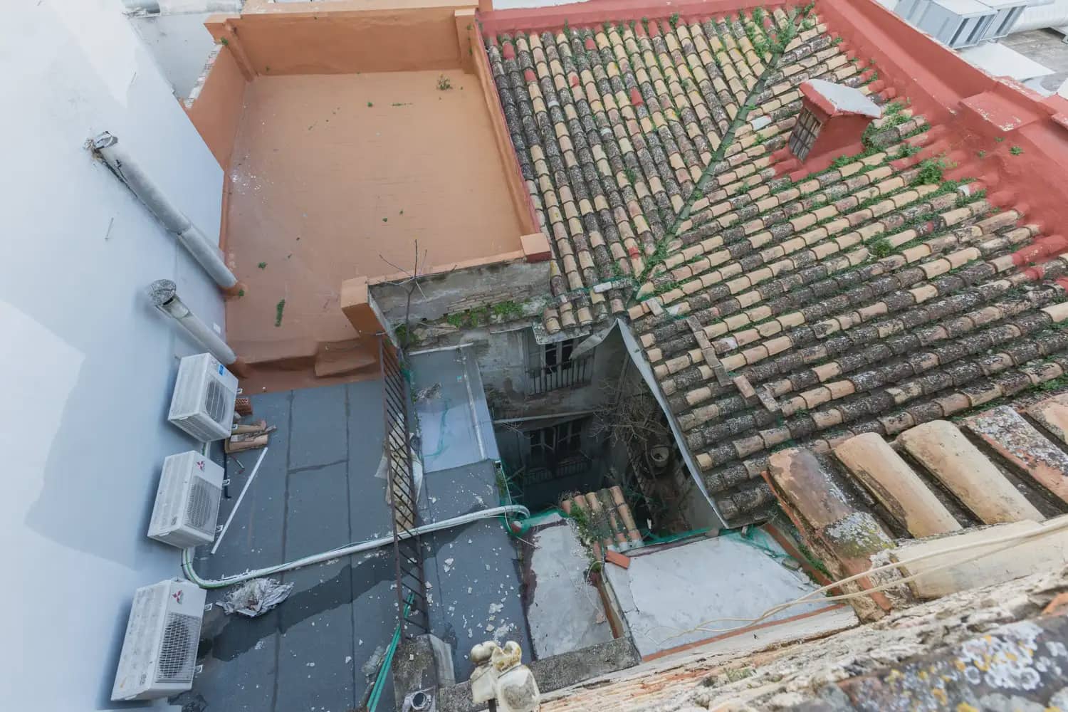 Hus till salu i Valencia stad med garage - 4 500 000 € (Ref: 9898350)