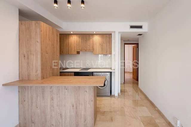 1 makuuhuone Asunto vuokrattavana paikassa Campanar, Valencia kaupunki mukana 
autotalli - 1 200 € (Ref: 9901353)