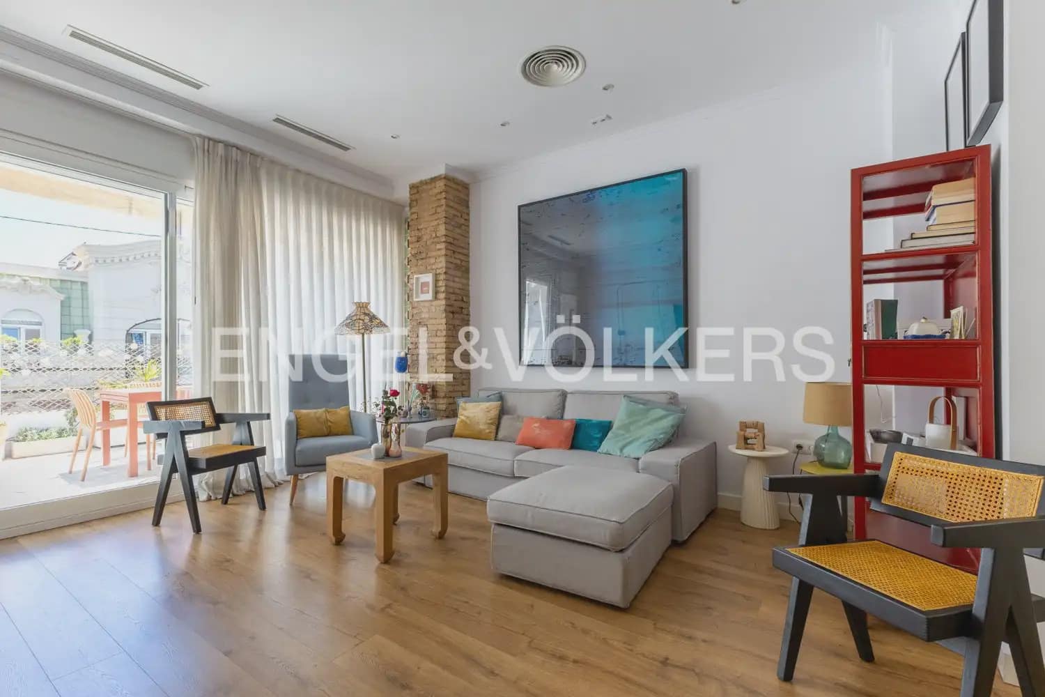 3 makuuhuone Asunto vuokrattavana paikassa Valencia kaupunki - 2 500 € (Ref: 9902060)