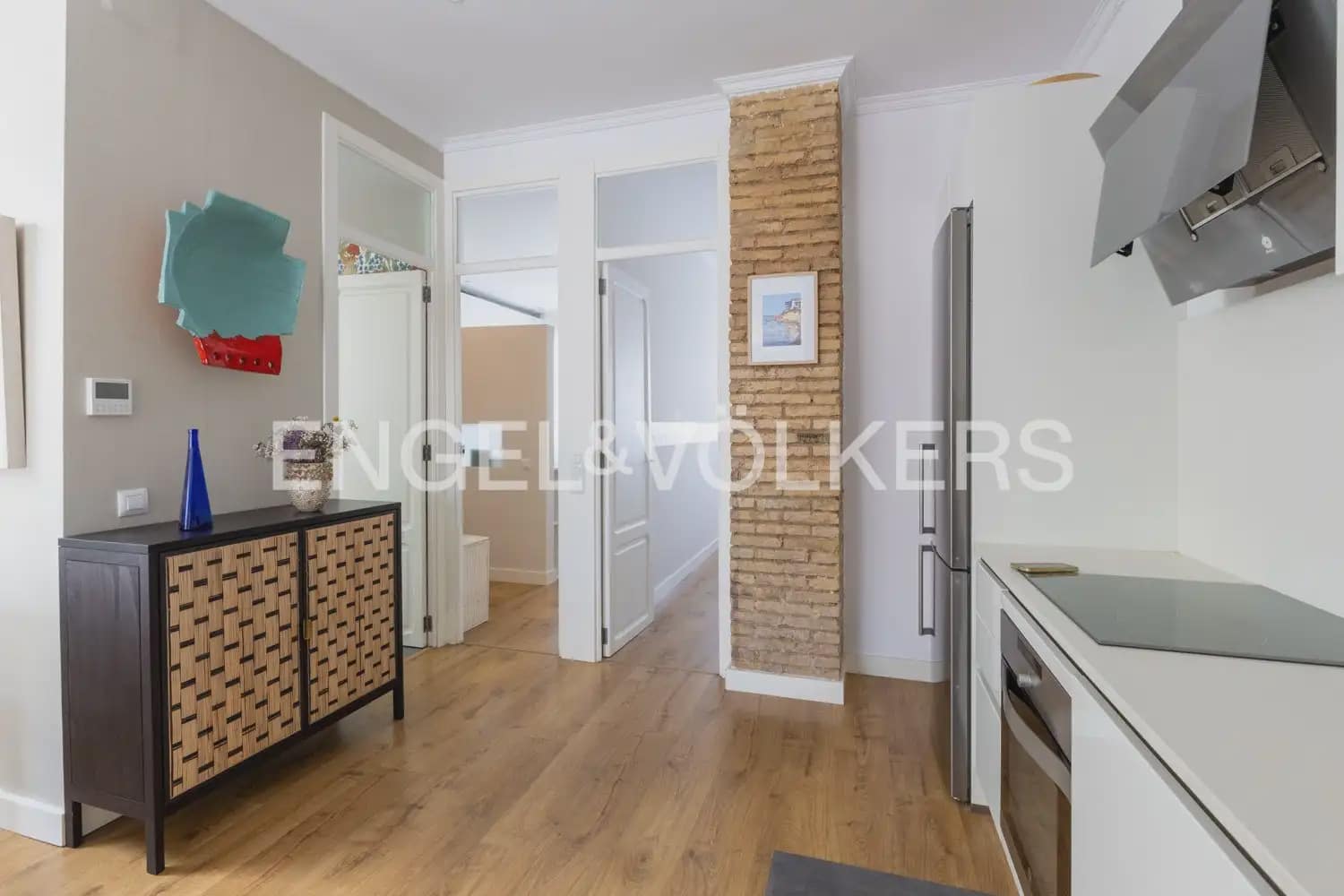 3 makuuhuone Asunto vuokrattavana paikassa Valencia kaupunki - 2 500 € (Ref: 9902060)
