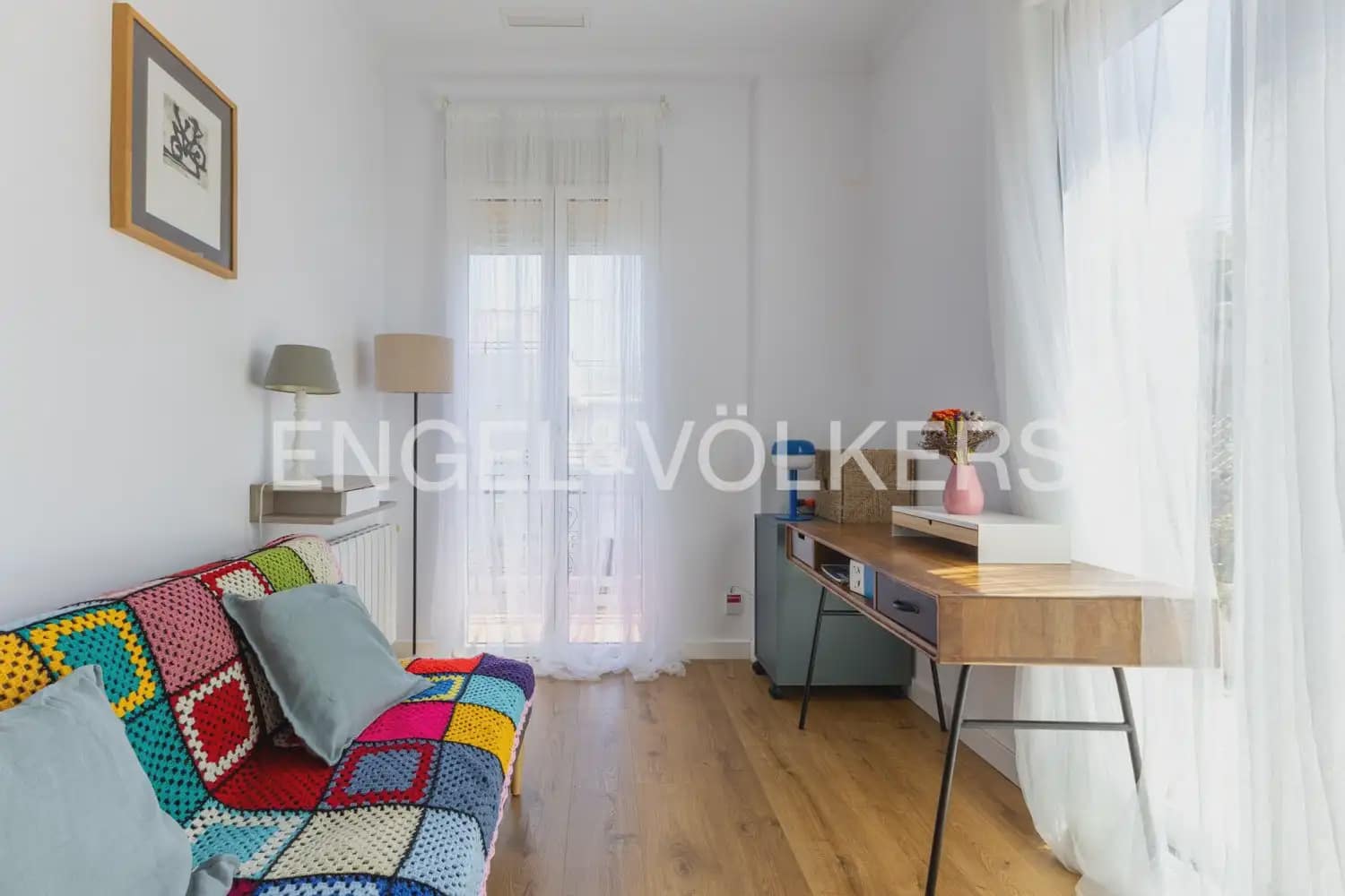 3 makuuhuone Asunto vuokrattavana paikassa Valencia kaupunki - 2 500 € (Ref: 9902060)