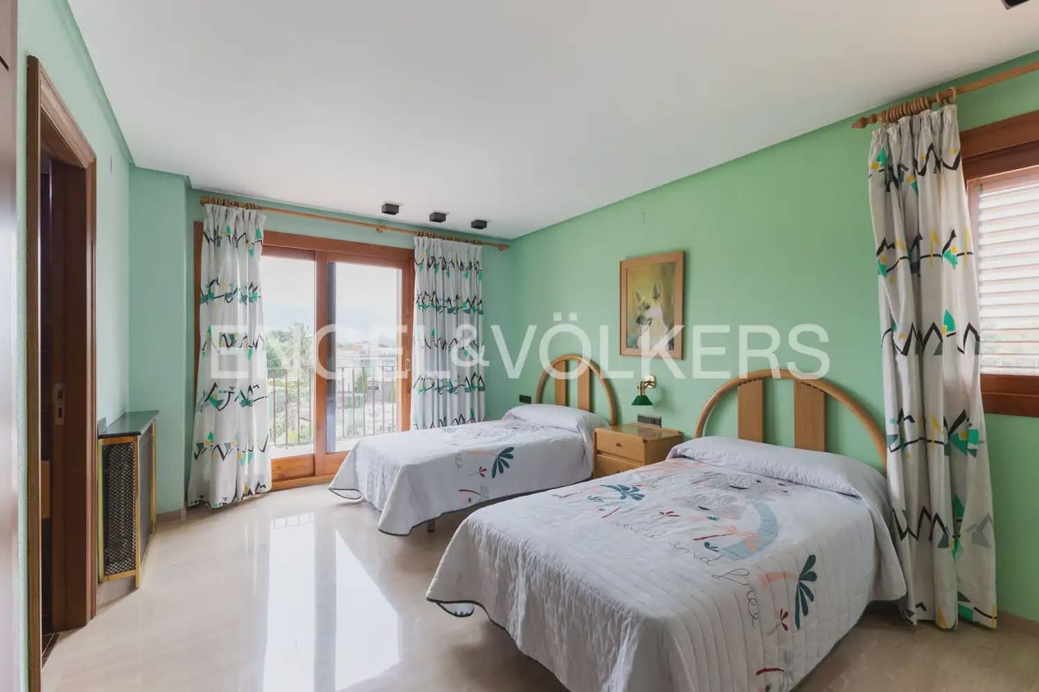 7 sovrum Villa till salu i Chiva med pool garage - 985 000 € (Ref: 9902167)