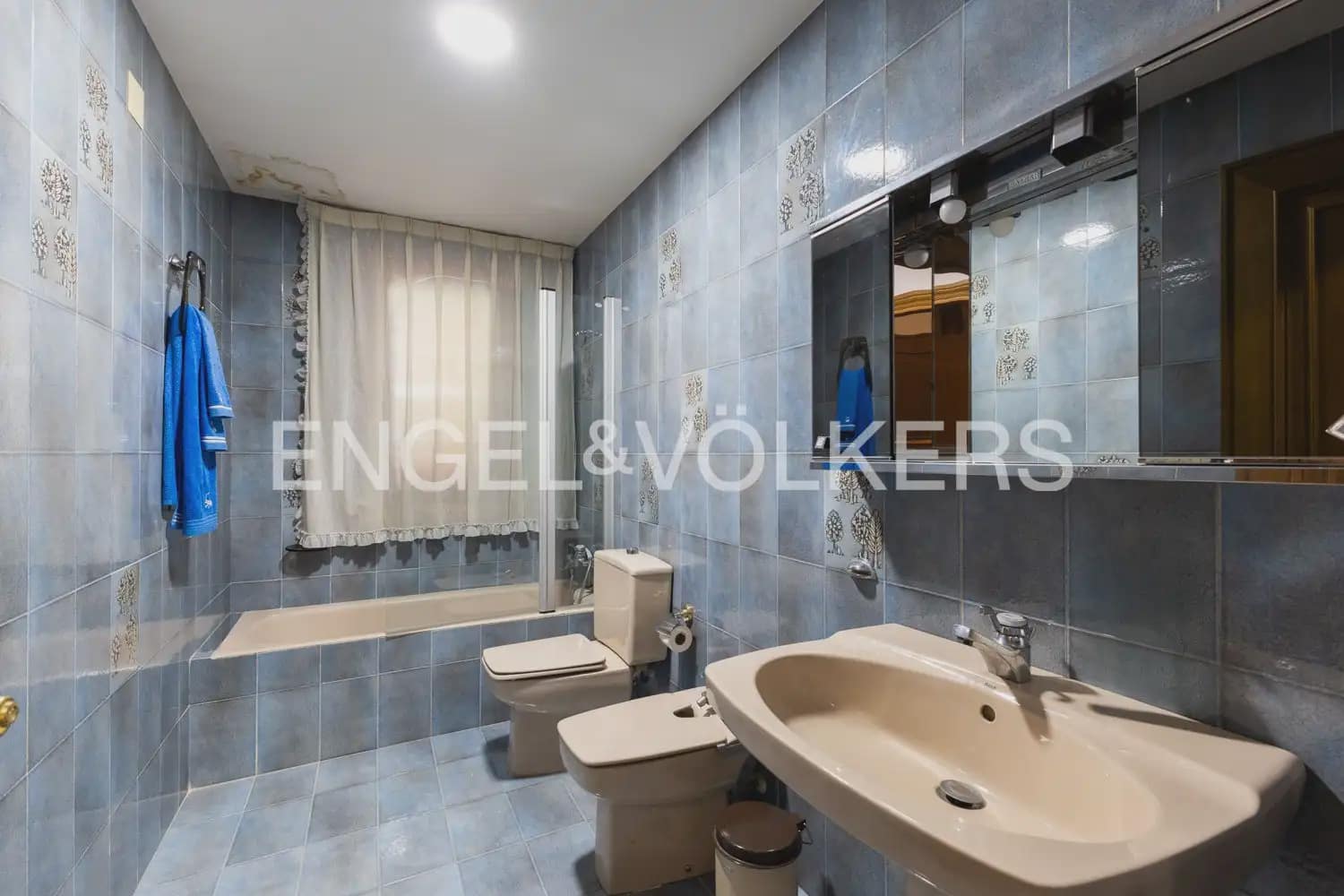 7 sovrum Villa till salu i Chiva med pool garage - 985 000 € (Ref: 9902167)