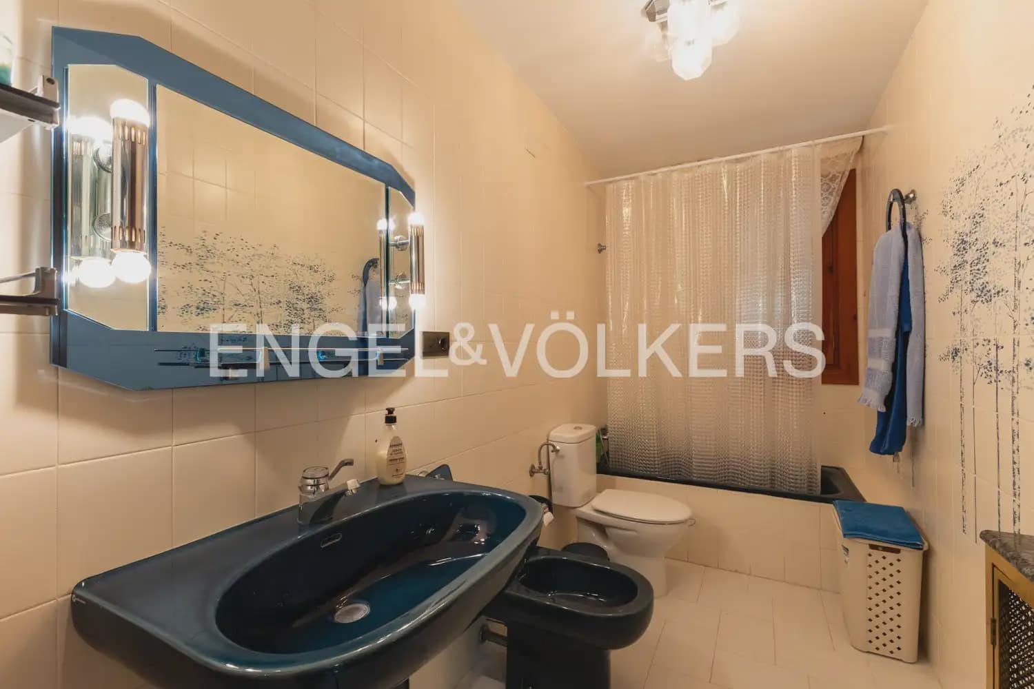 7 sovrum Villa till salu i Chiva med pool garage - 985 000 € (Ref: 9902167)