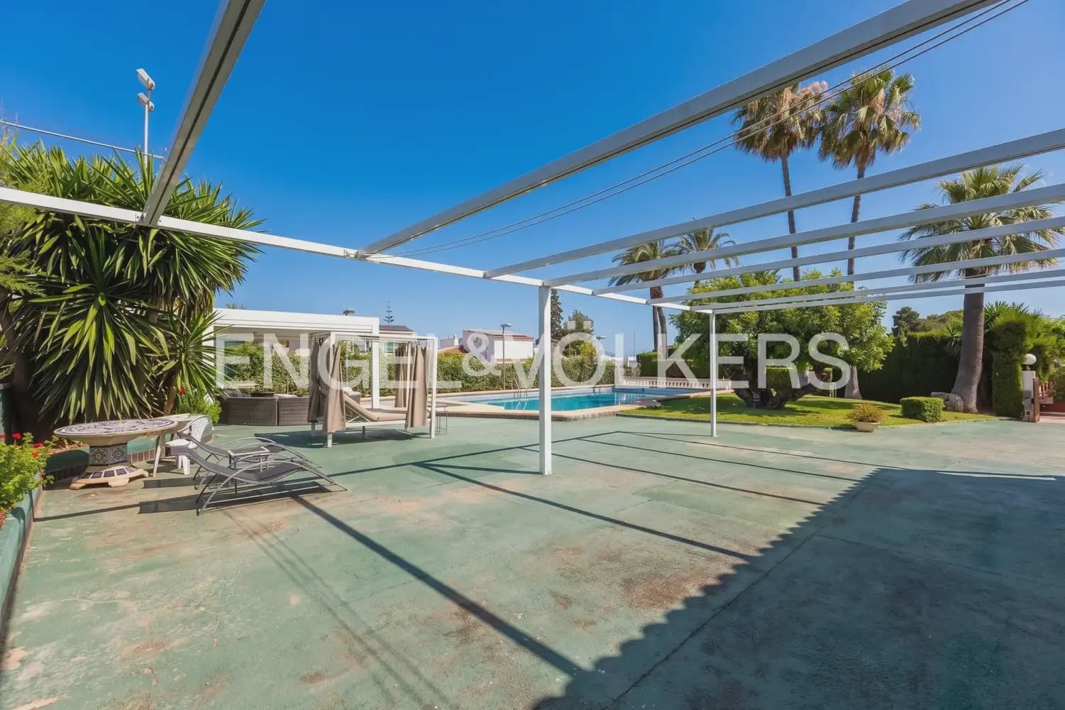 7 sovrum Villa till salu i Chiva med pool garage - 985 000 € (Ref: 9902167)