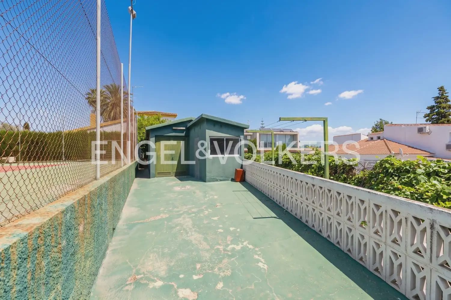 7 sovrum Villa till salu i Chiva med pool garage - 985 000 € (Ref: 9902167)
