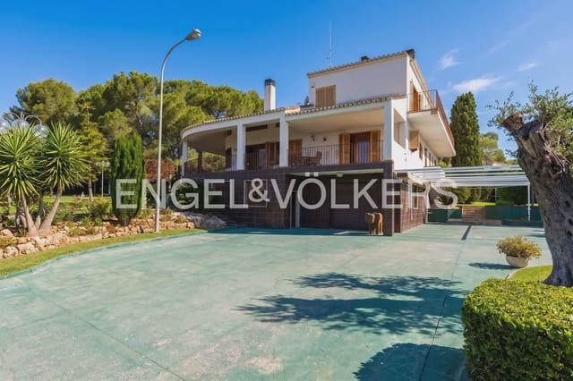 7 sovrum Villa till salu i Chiva med pool garage - 985 000 € (Ref: 9902167)
