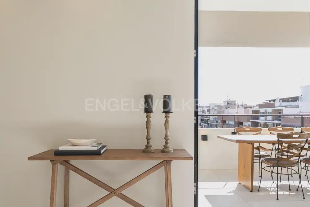 2 sypialnia Penthouse do wynajęcia w Miasto Walencja - 2 500 € (Ref: 9902173)