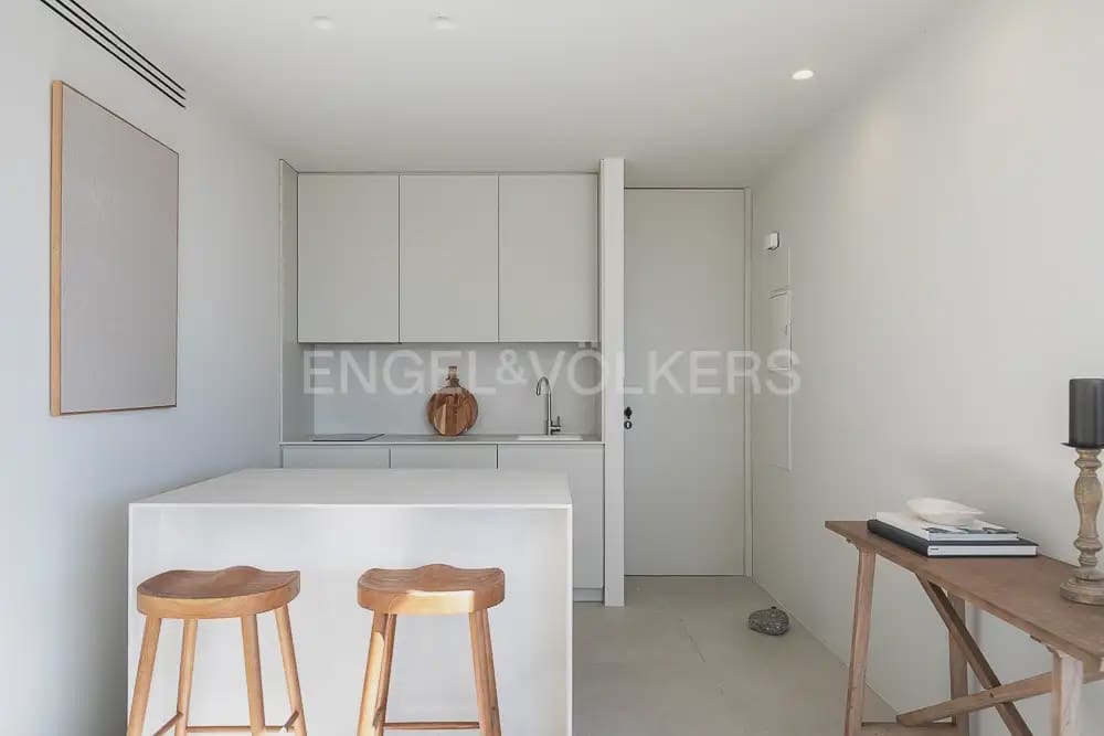 2 sypialnia Penthouse do wynajęcia w Miasto Walencja - 2 500 € (Ref: 9902173)
