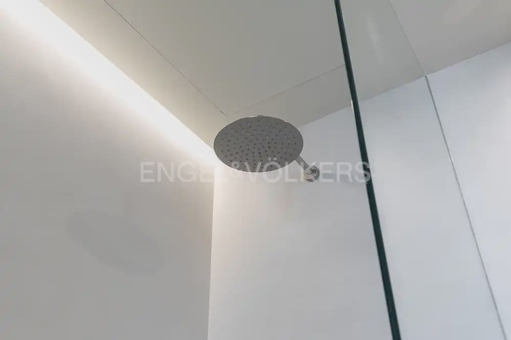 2 sypialnia Penthouse do wynajęcia w Miasto Walencja - 2 500 € (Ref: 9902173)