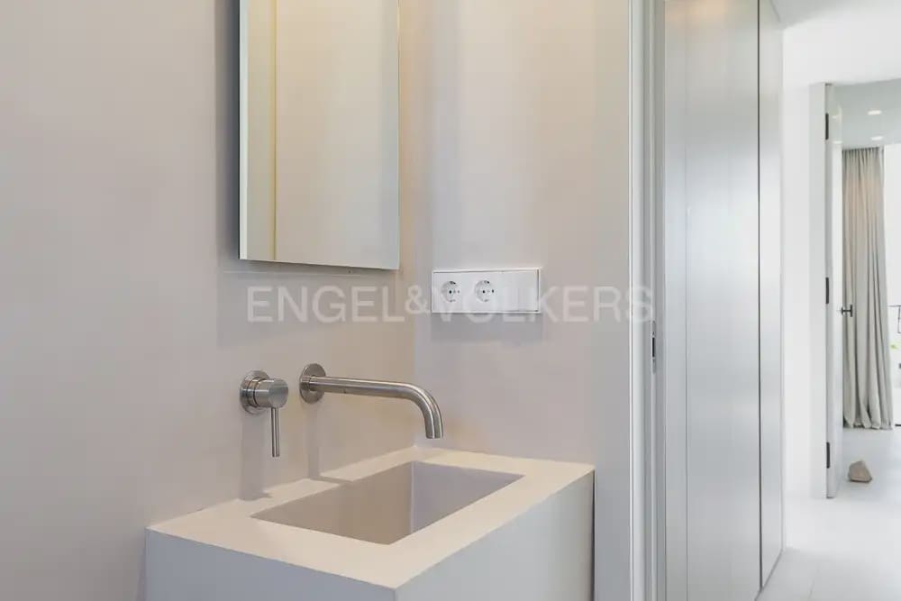 2 sypialnia Penthouse do wynajęcia w Miasto Walencja - 2 500 € (Ref: 9902173)