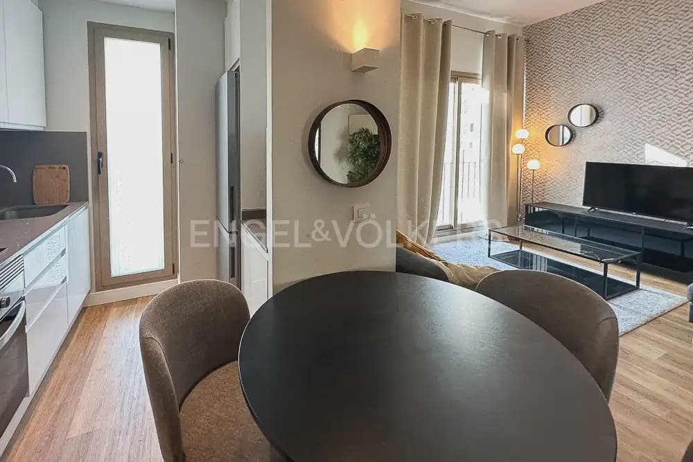 2 quarto Apartamento para arrendar em Valencia cidade com piscina garagem - 1 850 € (Ref: 9902392)
