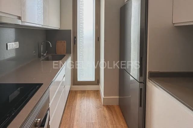 2 quarto Apartamento para arrendar em La Roqueta, Valência cidade com piscina garagem - 1 850 € (Ref: 9902392)