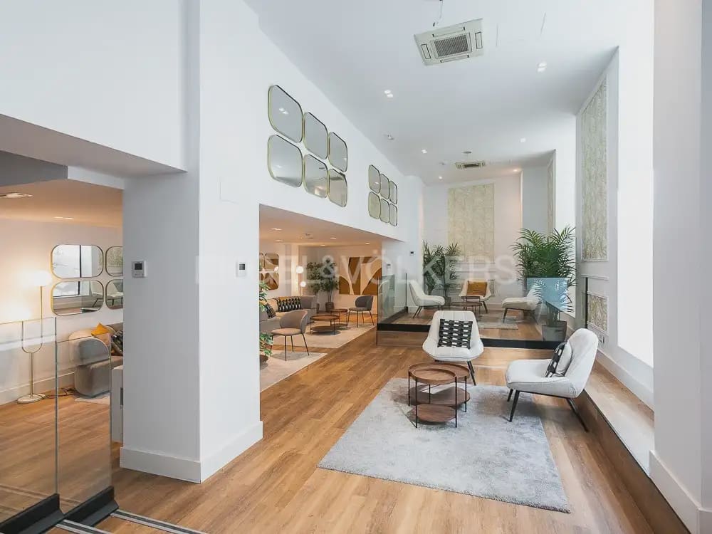 2 quarto Apartamento para arrendar em Valencia cidade com piscina garagem - 1 850 € (Ref: 9902392)