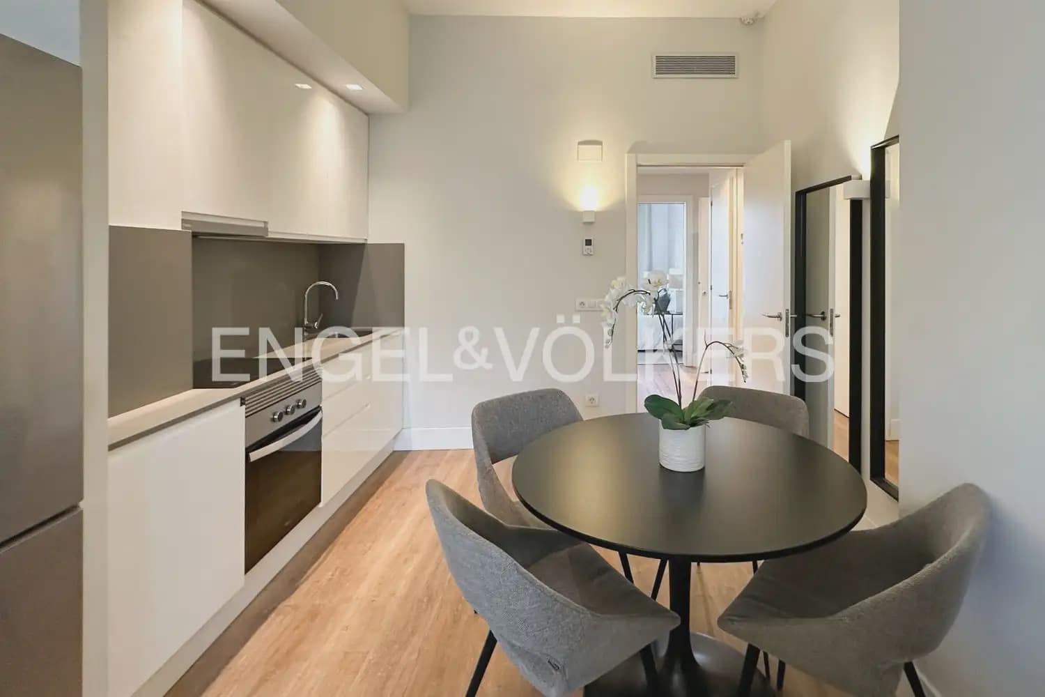 Piso de 1 habitación en València ciudad en alquiler con piscina garaje - 1.495 € (Ref: 9902393)