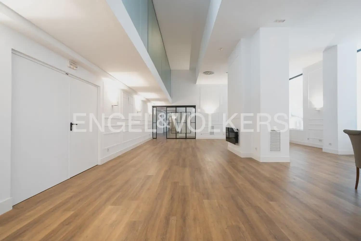 Piso de 1 habitación en València ciudad en alquiler con piscina garaje - 1.495 € (Ref: 9902393)