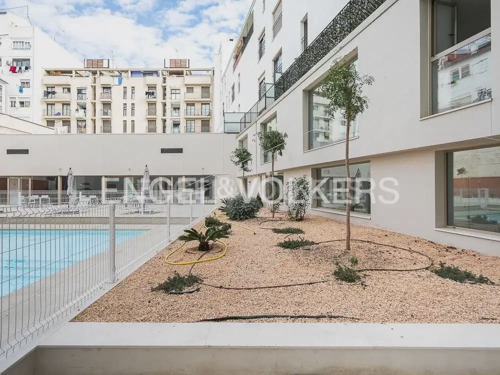 Piso de 1 habitación en València ciudad en alquiler con piscina garaje - 1.800 € (Ref: 9902394)