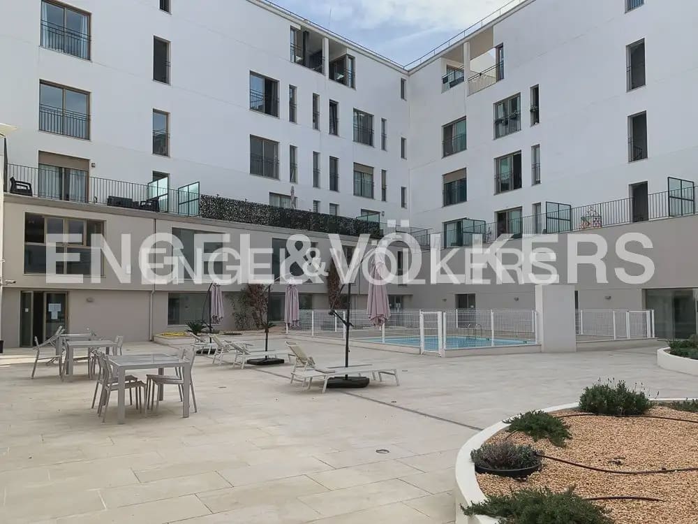 Piso de 1 habitación en València ciudad en alquiler con piscina garaje - 1.800 € (Ref: 9902394)