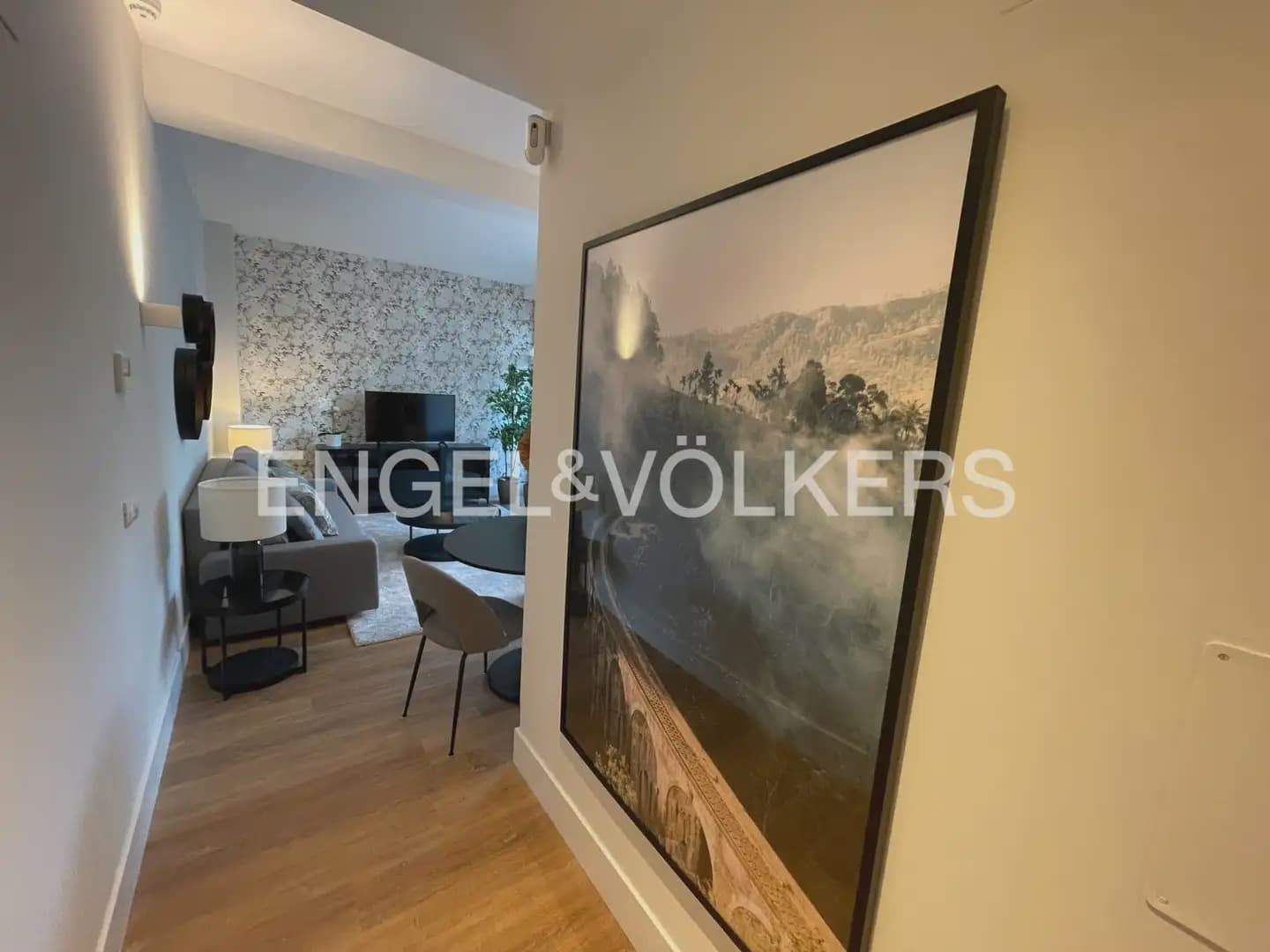 Piso de 1 habitación en València ciudad en alquiler con piscina garaje - 1.800 € (Ref: 9902394)