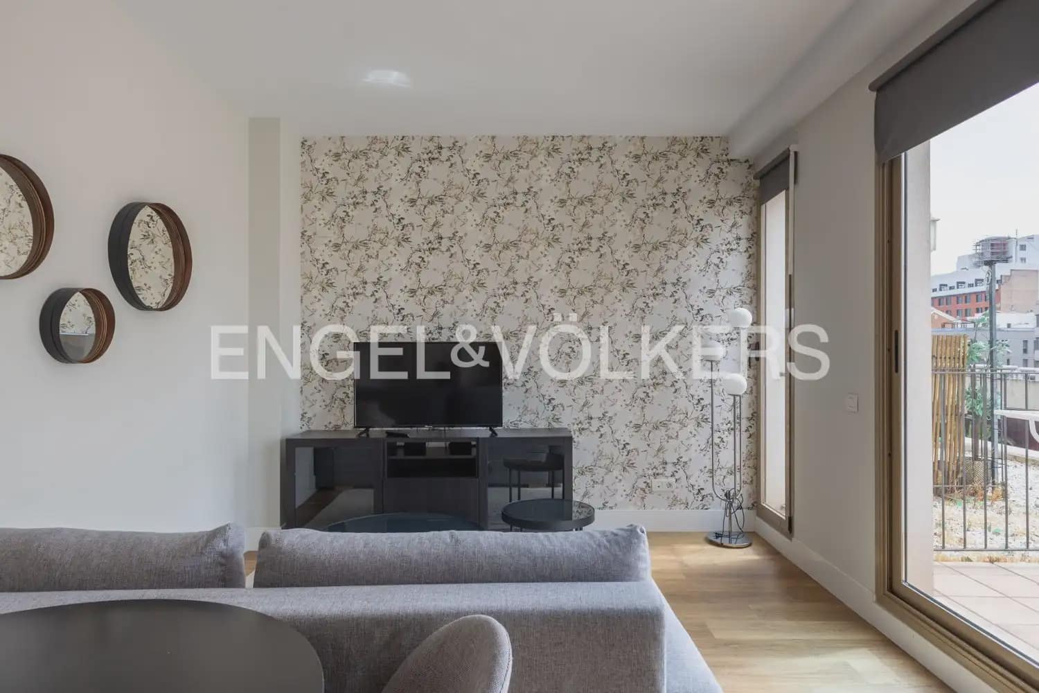 1 soveværelse Lejlighed til leje i Valencia by med swimmingpool garage - € 1.800 (Ref: 9902394)