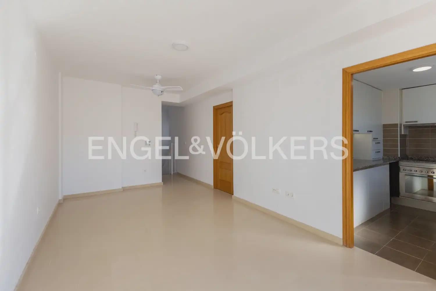 Ático de 3 habitaciones en Rafelbunyol en alquiler con piscina garaje - 1.150 € (Ref: 9902395)