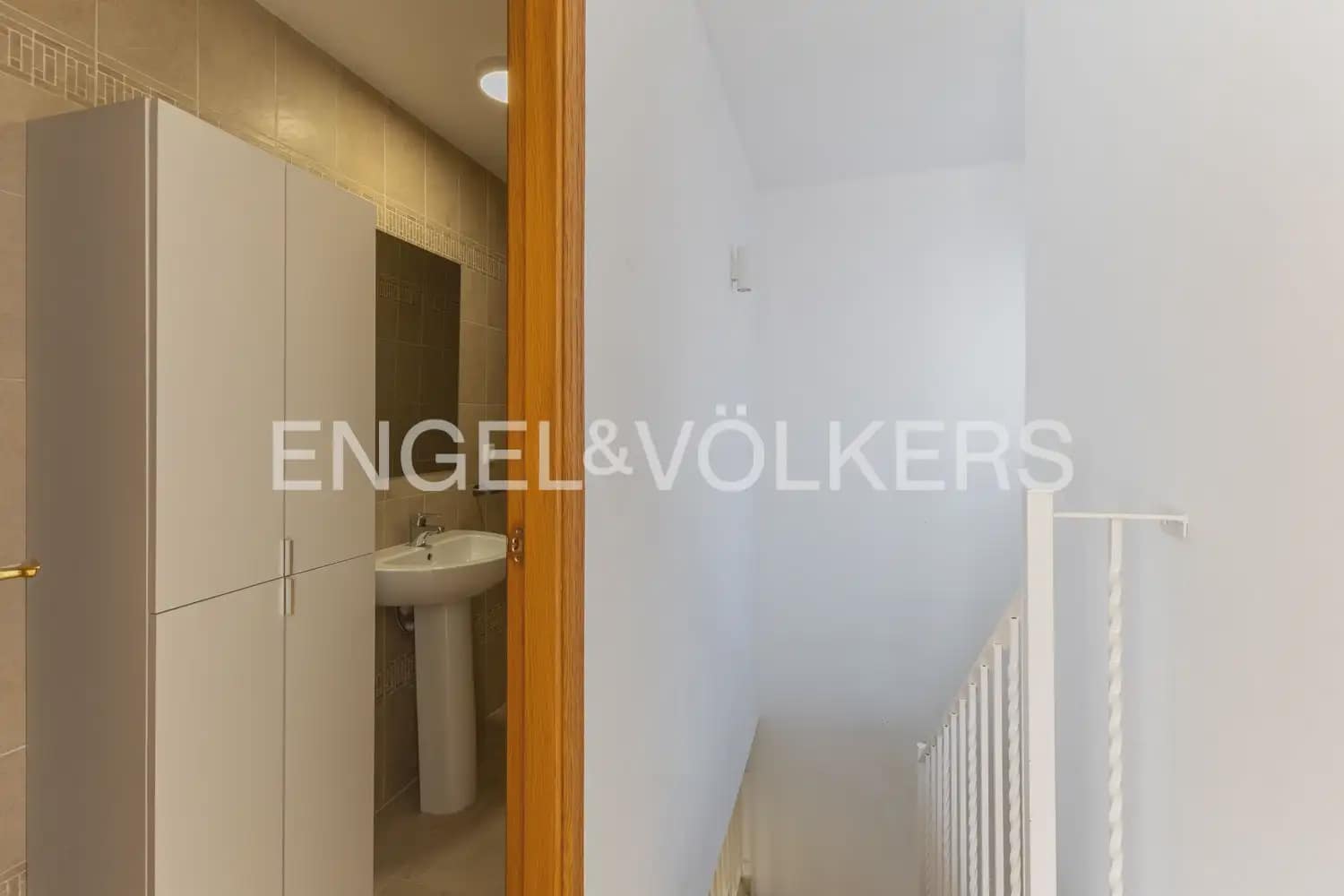 Ático de 3 habitaciones en Rafelbunyol en alquiler con piscina garaje - 1.150 € (Ref: 9902395)