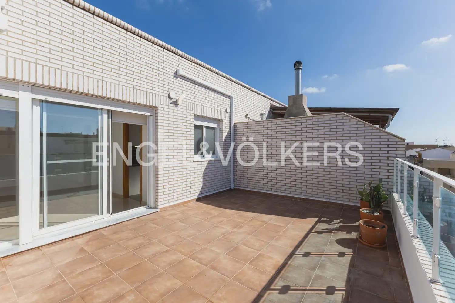 Ático de 3 habitaciones en Rafelbunyol en alquiler con piscina garaje - 1.150 € (Ref: 9902395)